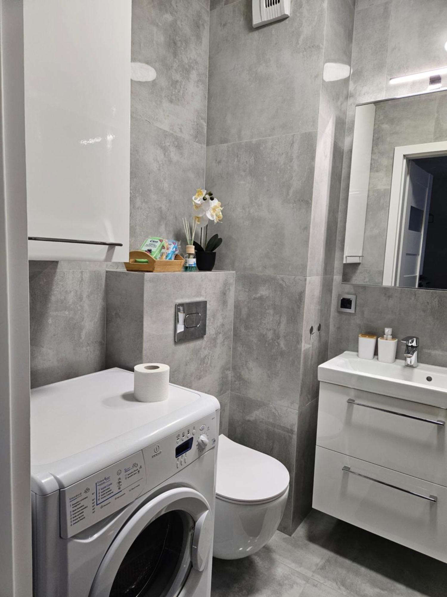 Ferienwohnung Apartament Oaza Na Sterowcow Dywity Exterior foto